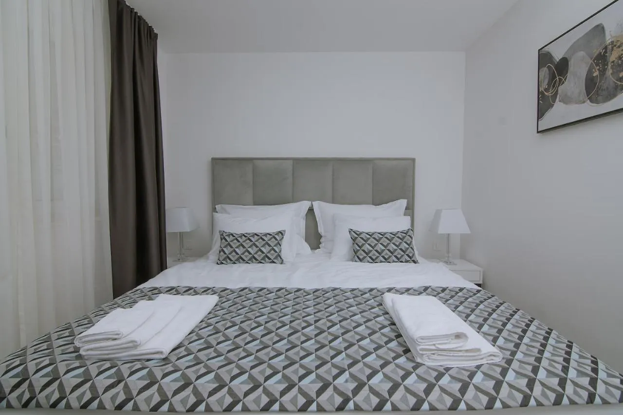 Apartments Adriatic Shell 2 Trogir Croatia