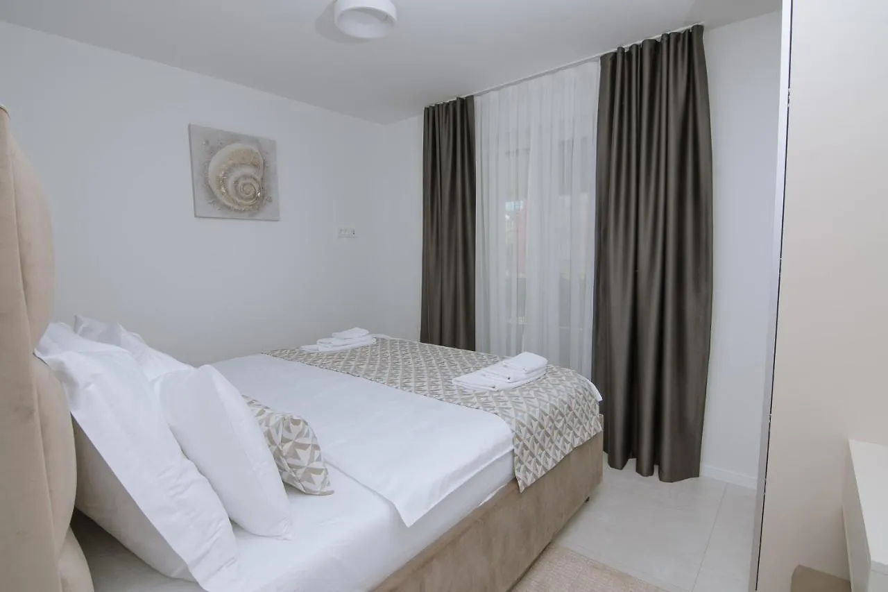Apartments Adriatic Shell 2 Trogir